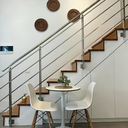 Lovely Blue - Centre Apartment *